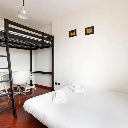 Milano-rubattino Comfy - With 2 Terrace דירה מילאנו