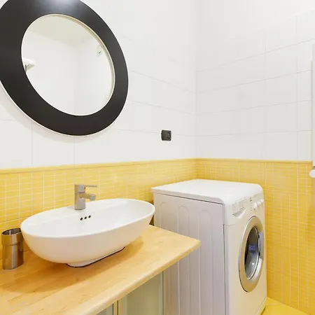 Milano-rubattino Comfy - With 2 Terrace Daire